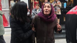 Kayıp kızını arayan annenin feryadı yürek dağladı