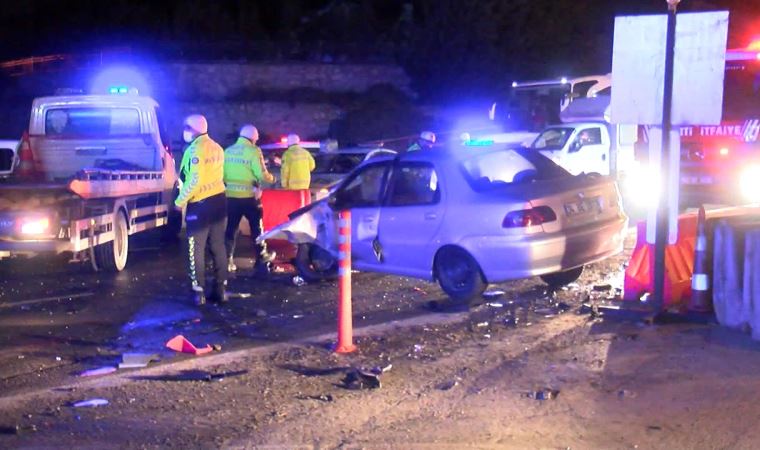 Kaza sonrası çekici bekleyen sürücü, otomobil çarpması sonucu öldü