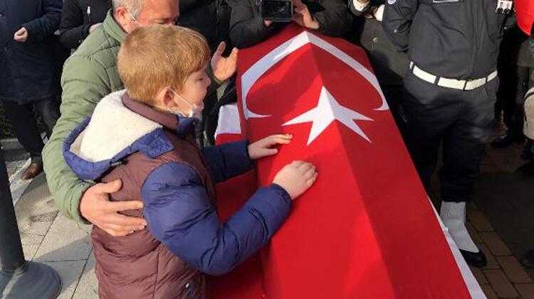 Kazada hayatını kaybeden 4 itfaiye personeli için tören düzenlendi