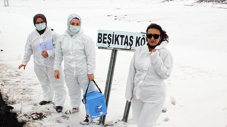 Korona savaşçılarının karla mücadelesi