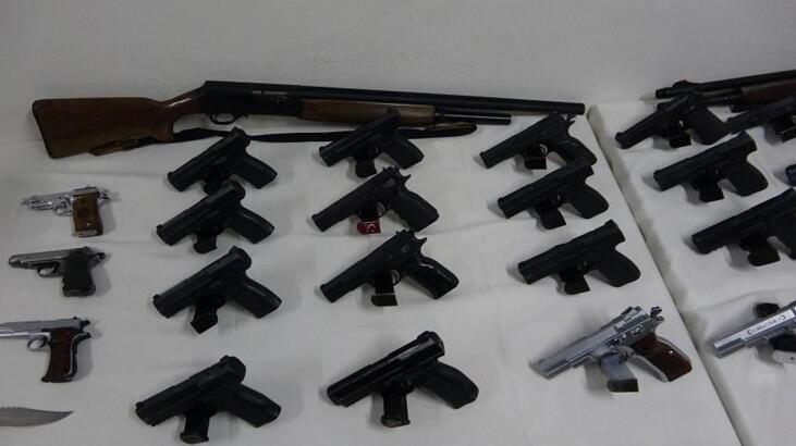 Mersin polisi son 6 ayda 499 ruhsatsız tabanca ile 247 tüfek ele geçirdi