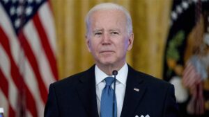 Mikrofonu açık unuttu… Biden’dan skandal sözler: Muhabire küfür etti!