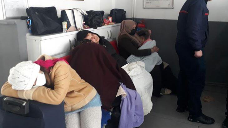 Otobüs seferleri durduruldu, vatandaşlar otogarda mahsur kaldı