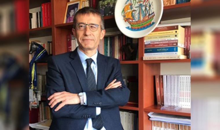 Prof. Dr. Hakkı Uyar 102. yıldönümünde Misak-ı Milli’yi anlattı