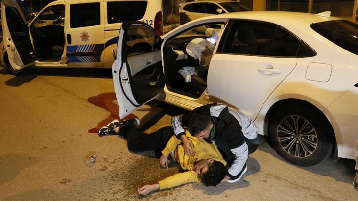 Seyir halindeyken bayıldı! Polis aracına çarparak durdu