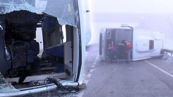 Son dakika… Çatalca’da polisleri taşıyan servis devrildi! 2’si ağır 10 yaralı