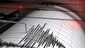 Son dakika! İran’da peş peşe korkutan depremler