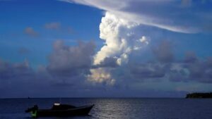 Son dakika: Tonga’da ikinci yanardağ patlaması! Dev tsunami oluştu…