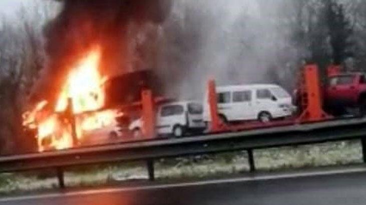 TEM’de araç taşıyan TIR’da yangın! 4’ü küle döndü