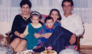 Vitrindeki albümler