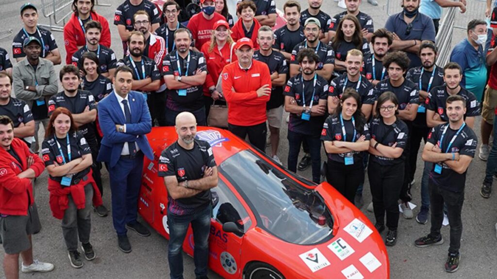 Altın gençlerin altın projeleri