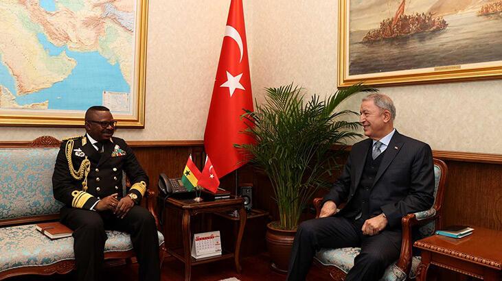 Bakan Akar, Gana Genelkurmay Başkanı Amoama’yı kabul etti