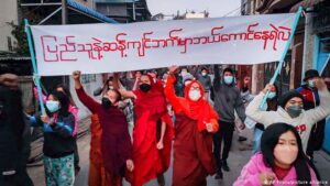 Myanmar’da darbe sessiz gösterilerle protesto edildi