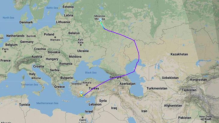 Ukrayna hava sahası kapanınca, Antalya- Moskova uçuşu 2 saat uzadı