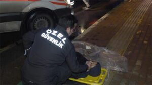 Ambulans gelene kadar yaralı çocuğun başından ayrılmadı