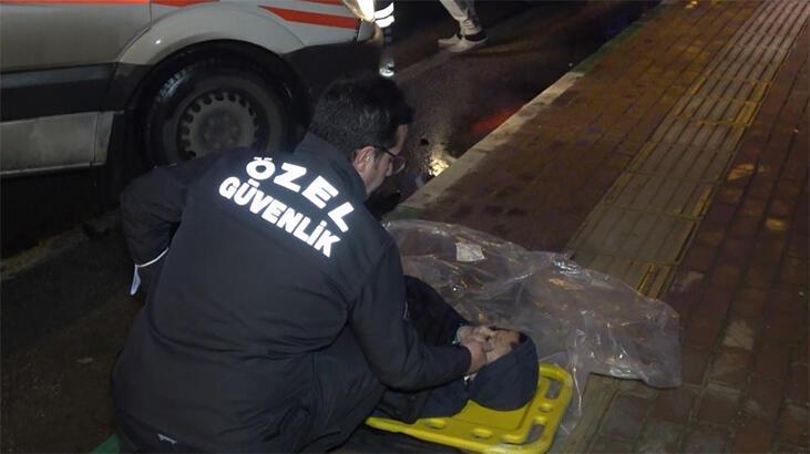 Ambulans gelene kadar yaralı çocuğun başından ayrılmadı