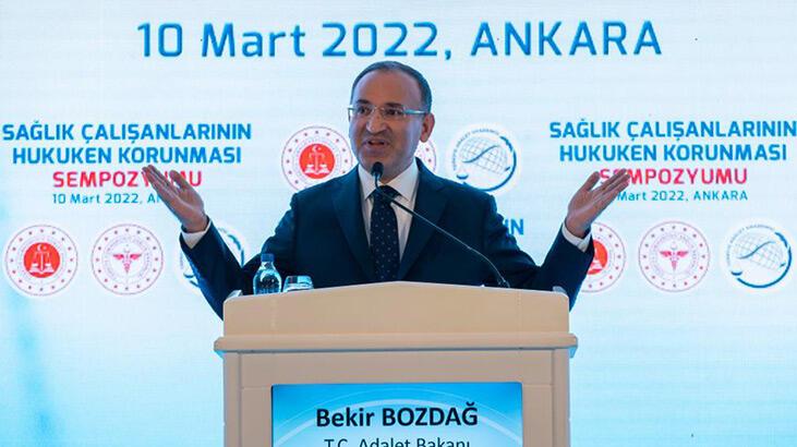 Bakan Bozdağ: Hekimlerimiz de hakimlerimiz gibi korunmalı