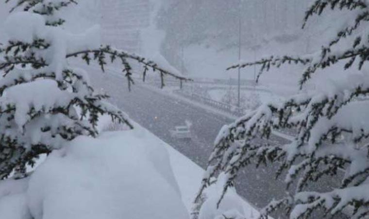 Bolu, sıfırın altında 27 dereceyle gece Türkiye’nin ‘en soğuk’ ili oldu