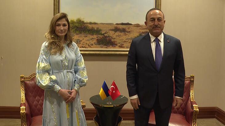 Dışişleri Bakanı Çavuşoğlu’ndan Katar’da ikili görüşmeler