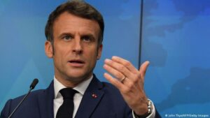 Fransa, Türkiye ve Yunanistan ile Mariupol’den tahliyeler planlıyor