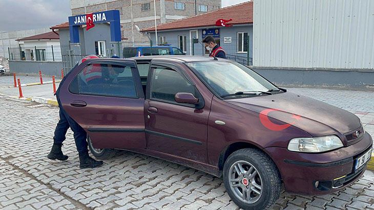 Husumetlisini silahla vurup, aracıyla jandarmaya götürdü