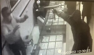 İstanbul’da milyonluk kuyumcu soygunu! Silahlar ve altınlar ele geçirildi