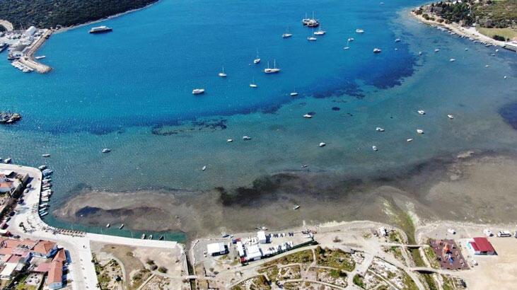 İzmir’de korkutan görüntü: Çekilen deniz havadan görüntülendi