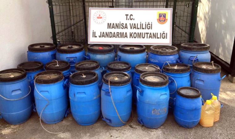 Manisa’da 1,5 ton sahte içki ele geçirildi