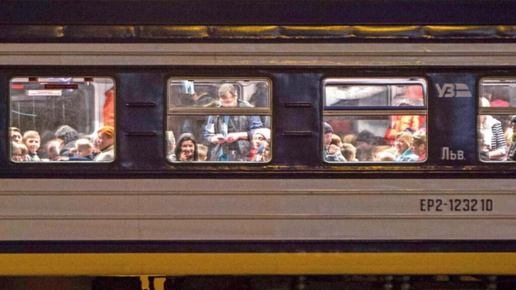O vagonda biz de vardık… Elveda Kiev