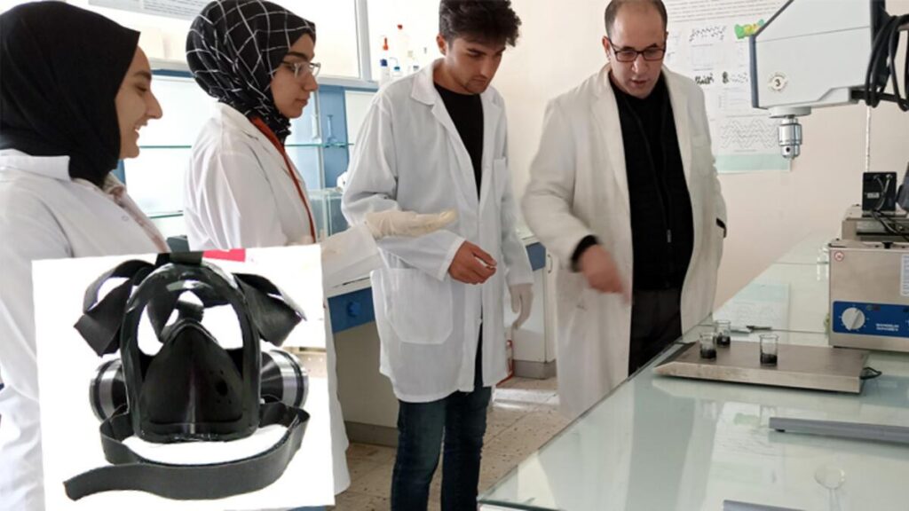 Öğrenciler akıllı gaz maskesi üretti