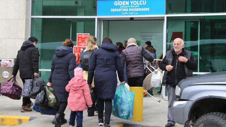 PCR testi kalktı, Sarp Sınır Kapısı’nda hareketlilik başladı