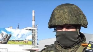 Rusya, ele geçirdiği Çernobil nükleer santrali çalışanlarını 12 gündür tesiste tutuyor