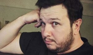 Şahan Gökbakar, bebek bezinde KDV önergesinin reddedilmesine isyan etti: ‘Muhalif bebekler bez bağlayamasın mı?’