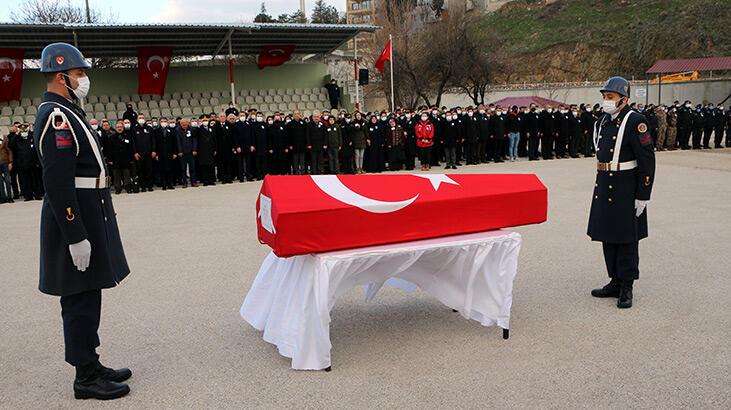 Şehit uzman çavuş, törenle memleketine uğurlandı