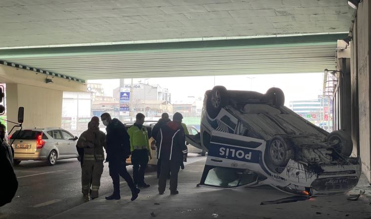Şişli’de polis aracı takla attı: 2 polis yaralı