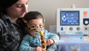 SMA’lı Abdullah’ın ailesi, gece gündüz canlı yayınla destek istiyor