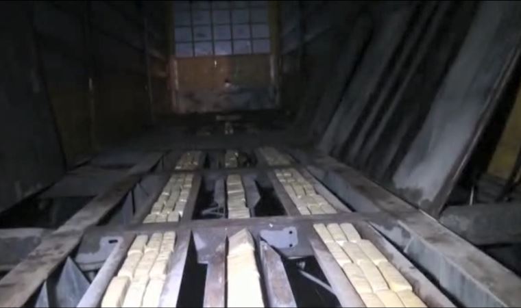 Son 10 yılın en yükseği: TIR’ın dorsesinde 140 kilo eroin ele geçirildi