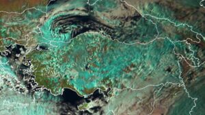Son dakika: Meteoroloji kritik güne işaret etmişti! ‘Zorunlu olmadıkça dışarı çıkmayın’
