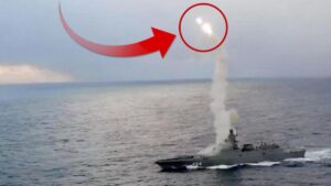 Son dakika… Rusya’dan gözdağı: Zirkon hipersonik füzesinden yeni görüntüler geldi!