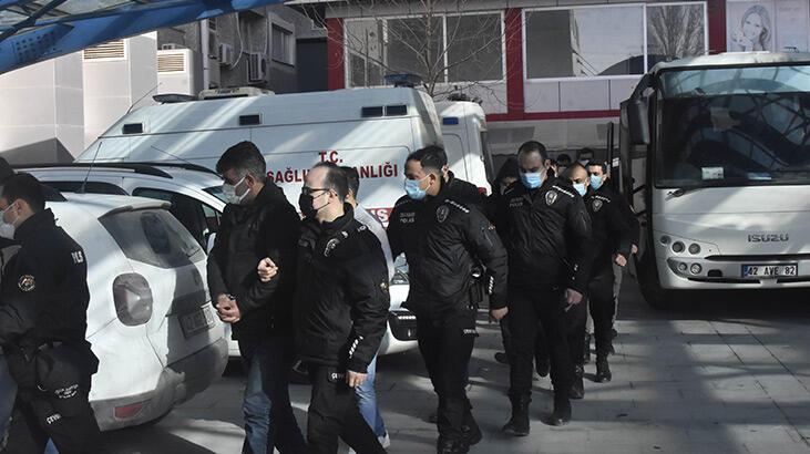 Sürücü adayı gibi sınavlara giren ve kopya sağlayan 35 kişiye gözaltı