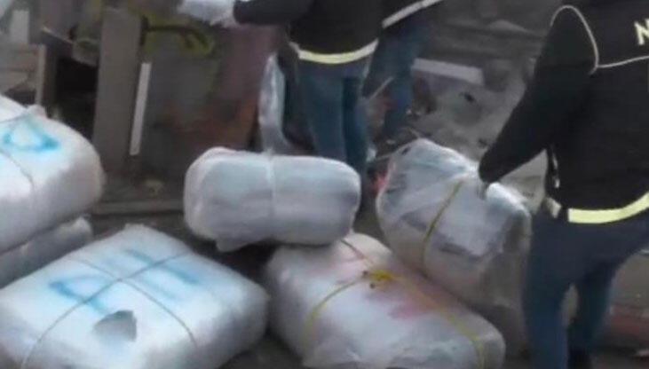 Torbacı çiftliğine baskın! Yüklü miktarda uyuşturucu ele geçirildi