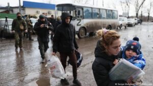 Ukrayna savaşı: Mariupol’den 160 araçlık konvoy ayrıldı