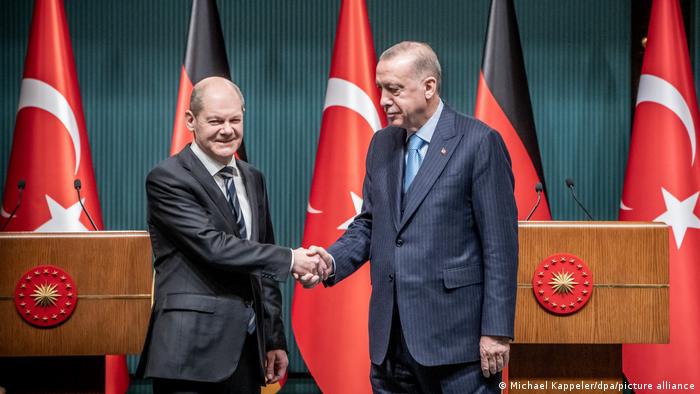 Yorum: Öncelik dökülen kana “dur” demek