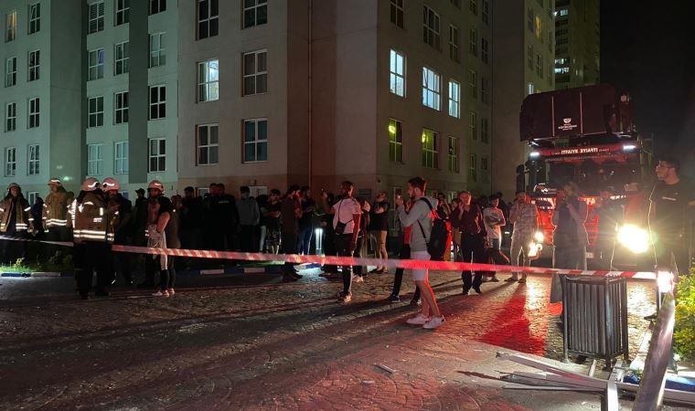 38 katlı binanın 27’nci katında patlama yaşandı