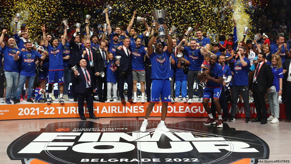 Anadolu Efes, Euroleague şampiyonu oldu