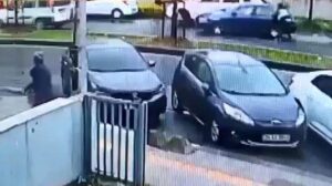 Başakşehir’de otomobilden 75 bin dolar böyle çalındı