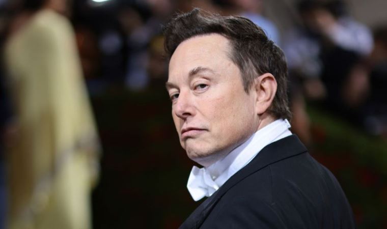 Elon Musk’ın ‘sahte hesap’ açıklaması, Twitter’ı daha ucuza alma çabası mı?