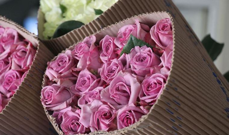 Fiyatlar yüzde 300 arttı: Anneler Günü’nde anneye çiçek almak lüks oldu