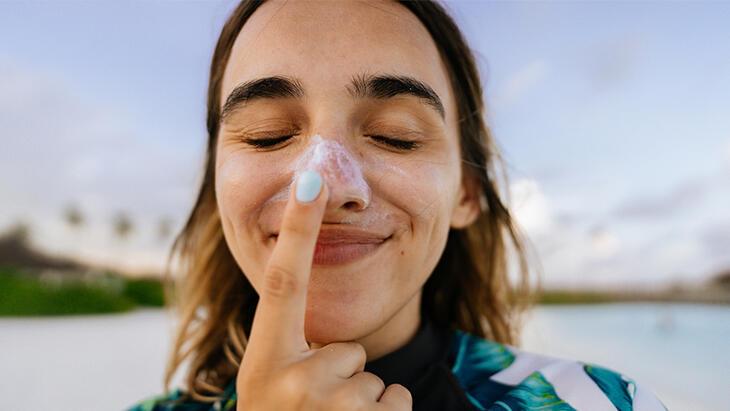 Güneş görünmese de cilde nüfuz ediyor! ‘Yüzde 80’i bulutlardan geçiyor’