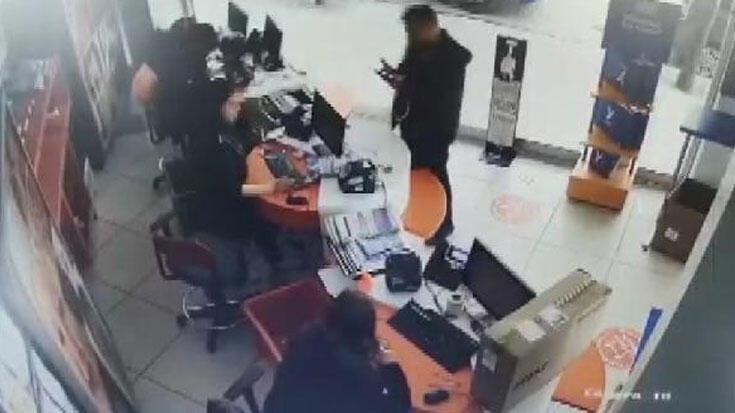 İnternet sitesi üzerinden akılalmaz takip! 100 bin liralık bilgisayarı çalındı